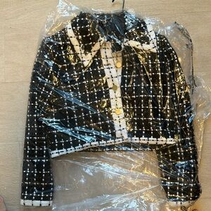 Brand new Cropped Alice + Olivia jacket Small